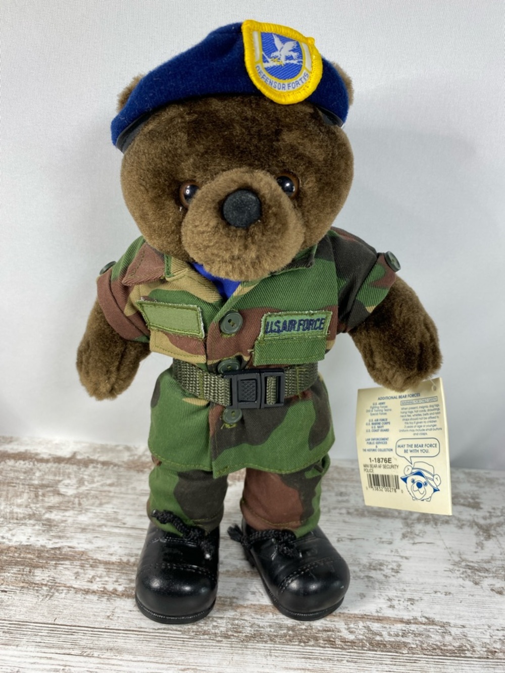 Vintage Bear Forces of America USAF Security Forces Defensor Fortis 11” w/tag